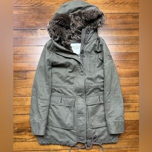 Vintage Y2K Abercrombie & Fitch Women's Faux Fur Green Parka Coat Woman’s Size S